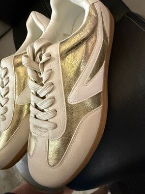 DV by Dolce Vita Gold and Cream Lace-Up Sneakers